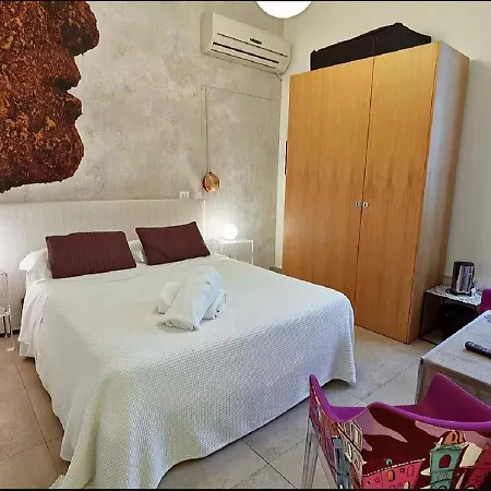 Artistic Charming House Caserta