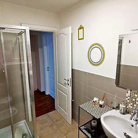 Artistic Charming House Caserta