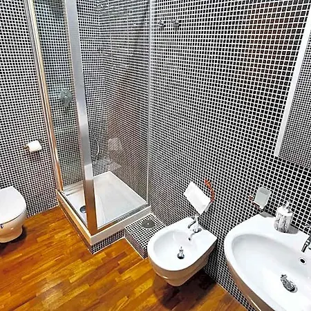 Artistic Charming House 3*
