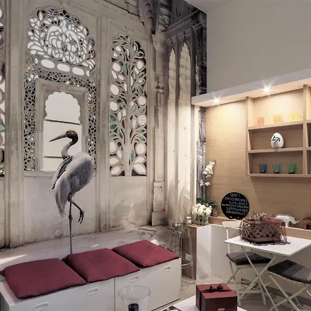 Hotel Artistic Charming House 2*